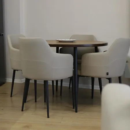 Boulevard View Appartement Tirana